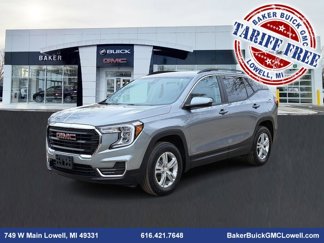 Used 2024 GMC Terrain SLE image 1