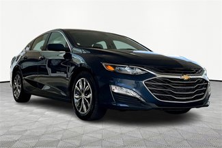 Used 2022 Chevrolet Malibu LT image 1