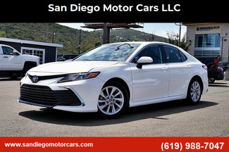 Used 2022 Toyota Camry LE image 1