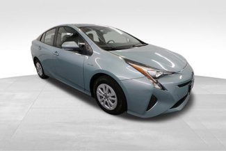 Used 2017 Toyota Prius Two image 1