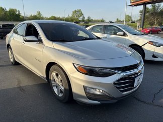 Used 2022 Chevrolet Malibu LT image 1