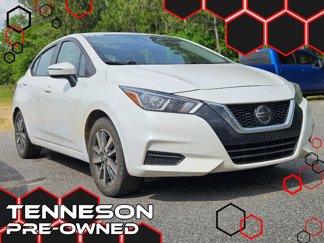 Used 2020 Nissan Versa SV image 1
