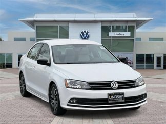 Used 2017 Volkswagen Jetta Sport image 1