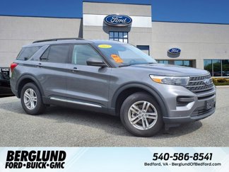 Used 2022 Ford Explorer XLT image 1