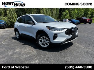 Used 2025 Ford Escape Active w/ Cold Weather Package image 1