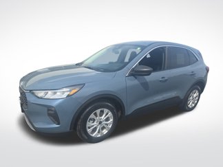 Used 2023 Ford Escape Active w/ Cold Weather Package image 1