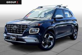 Used 2021 Hyundai Venue image 1