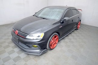 Used 2016 Volkswagen Jetta GLI SE image 1