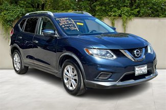 Used 2016 Nissan Rogue SV w/ SV Premium Package image 1