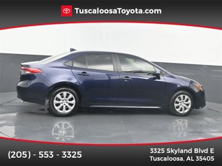Used 2025 Toyota Corolla LE image 1