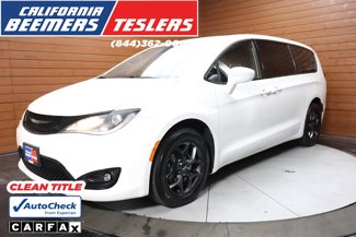 Used 2019 Chrysler Pacifica Touring Plus w/ S Appearance Package image 1