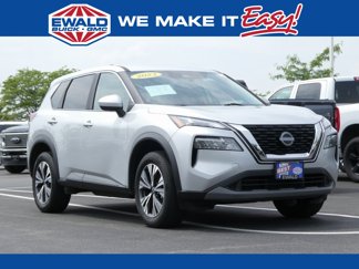 Used 2023 Nissan Rogue SV image 1