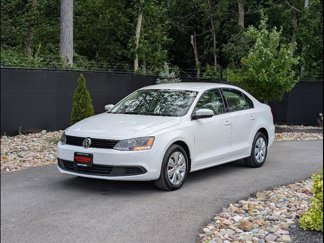 Used 2011 Volkswagen Jetta SE image 1