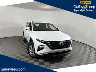 Certified 2022 Hyundai Tucson SE image 1