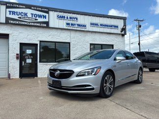 Used 2017 Buick LaCrosse Essence image 1