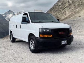 Used 2018 GMC Savana 2500 image 1