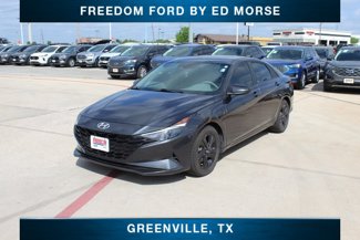 Used 2021 Hyundai Elantra SEL image 1