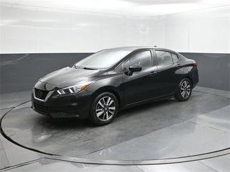 Used 2021 Nissan Versa SV image 1