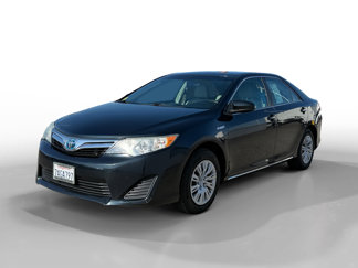 Used 2013 Toyota Camry LE image 1