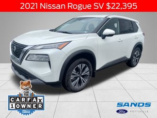 Used 2021 Nissan Rogue SV image 1