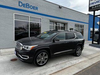 Used 2017 GMC Acadia Denali w/ Technology Package image 1