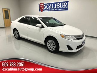 Used 2012 Toyota Camry LE image 1