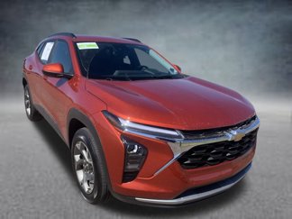 Used 2024 Chevrolet Trax LT w/ Driver Confidence Package image 1