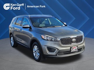 Used 2016 Kia Sorento LX w/ LX Convenience Package image 1