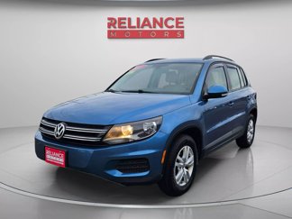 Used 2017 Volkswagen Tiguan S image 1