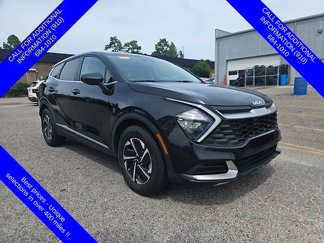 Used 2023 Kia Sportage LX image 1