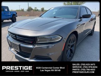 Used 2022 Dodge Charger SXT w/ Blacktop Package image 1