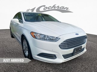 Used 2016 Ford Fusion SE image 1