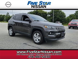 Used 2022 Jeep Compass Latitude image 1