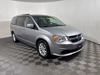 Used 2015 Dodge Grand Caravan SXT image 1