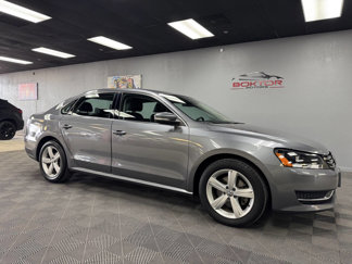 Used 2015 Volkswagen Passat 1.8T SE image 1