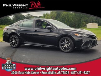Used 2023 Toyota Camry SE image 1