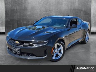 Used 2023 Chevrolet Camaro LT image 1