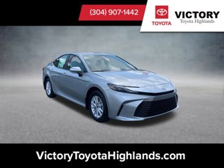 New 2025 Toyota Camry LE image 1