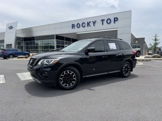 Used 2019 Nissan Pathfinder SL w/ Rock Creek Edition image 1
