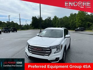 Used 2023 GMC Terrain SLT image 1