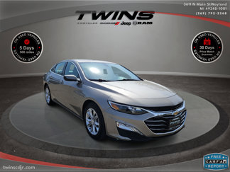 Used 2022 Chevrolet Malibu LT image 1