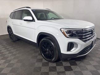 New 2025 Volkswagen Atlas SE image 1