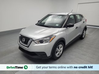 Used 2020 Nissan Kicks S image 1