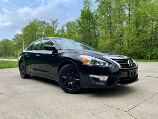 Used 2014 Nissan Altima 2.5 S w/ Display Audio Package image 1