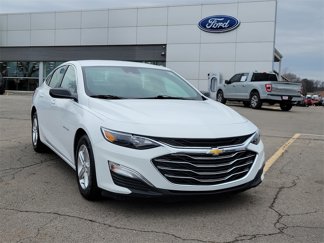 Used 2023 Chevrolet Malibu LS image 1