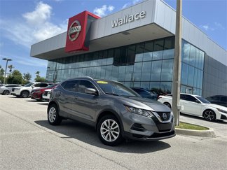 Used 2020 Nissan Rogue Sport SV image 1
