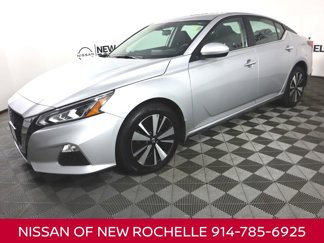 Certified 2022 Nissan Altima 2.5 SV image 1