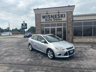Used 2013 Ford Focus SE w/ SE Winter Pkg image 1