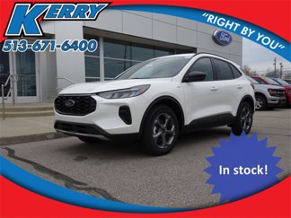New 2025 Ford Escape ST-Line w/ Tech Pack #1 image 1