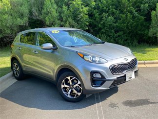 Used 2020 Kia Sportage LX image 1